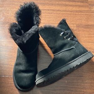 Ugg Black Suede Women's Boots Sz 10
